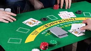 Pengguna menikmati berbagai permainan sports dan casino melalui perangkat mobile di erabet88